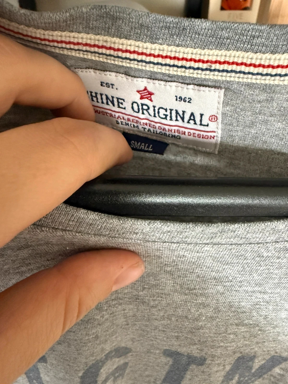 T shirt – photo 3